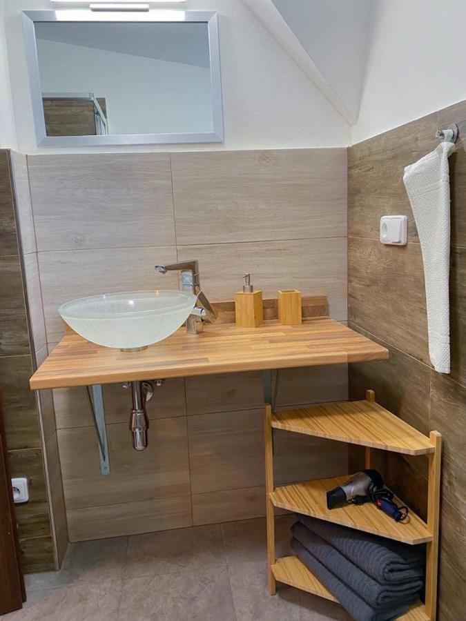 Apartmany Klarka Рокитнице над Ийзероу Екстериор снимка